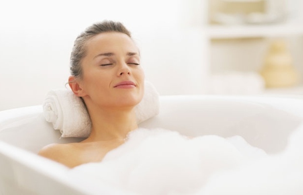 Explore 5 Benefits of Taking a Bath 10 tam bon giup ngu ngon